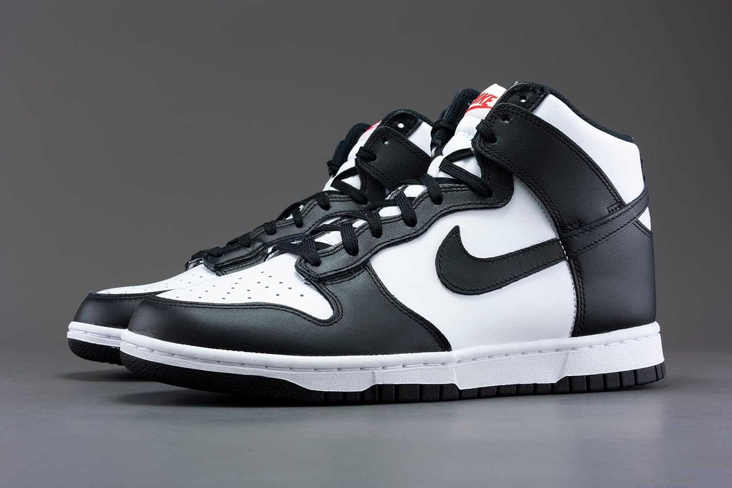 Black/White High Top Shoes V96732