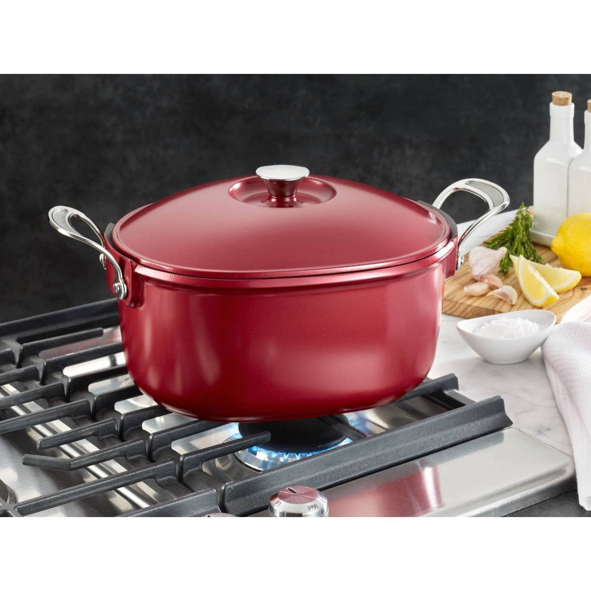 Red 6.3Qt Cast Aluminum Pot A15746