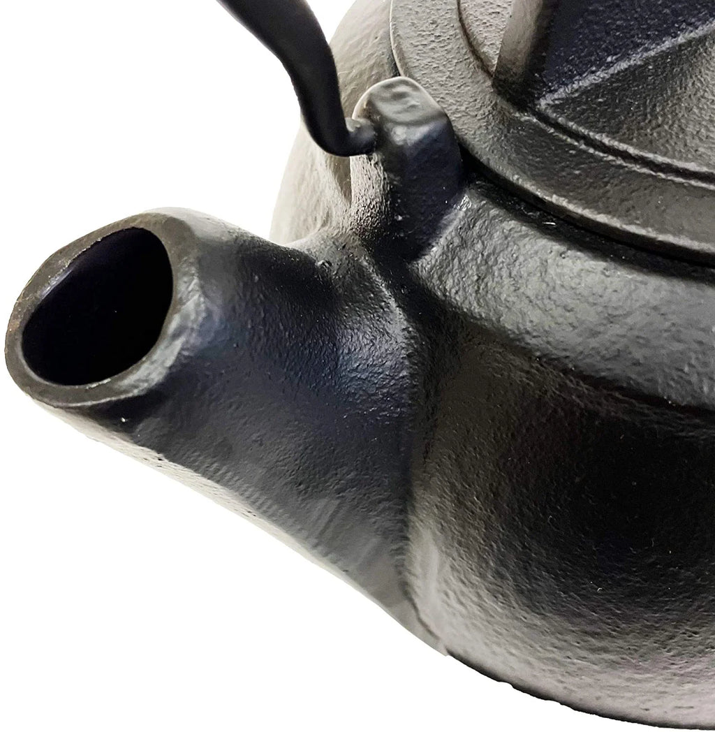 2 QT Cast Iron Steaming Tea Pot C494106