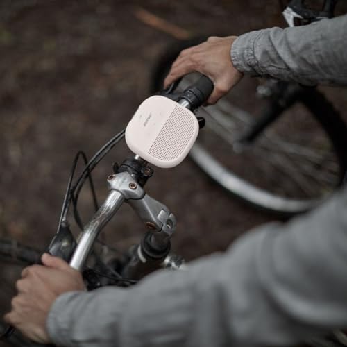 Black Bluetooth Speaker J583