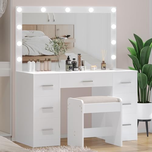 White Vanity Desk with Lighted Mirror and Drawers Z3224