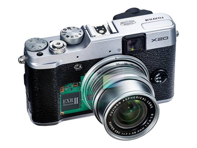 Silver Compact Digital Camera L754174