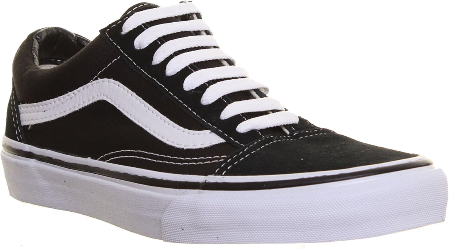 Black/White Skate Shoe W28641