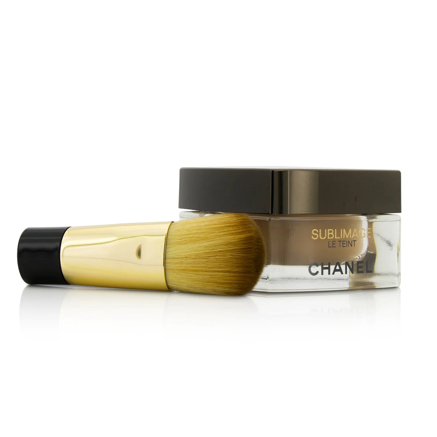 # 40 Beige Cream Foundation 30g Z40867