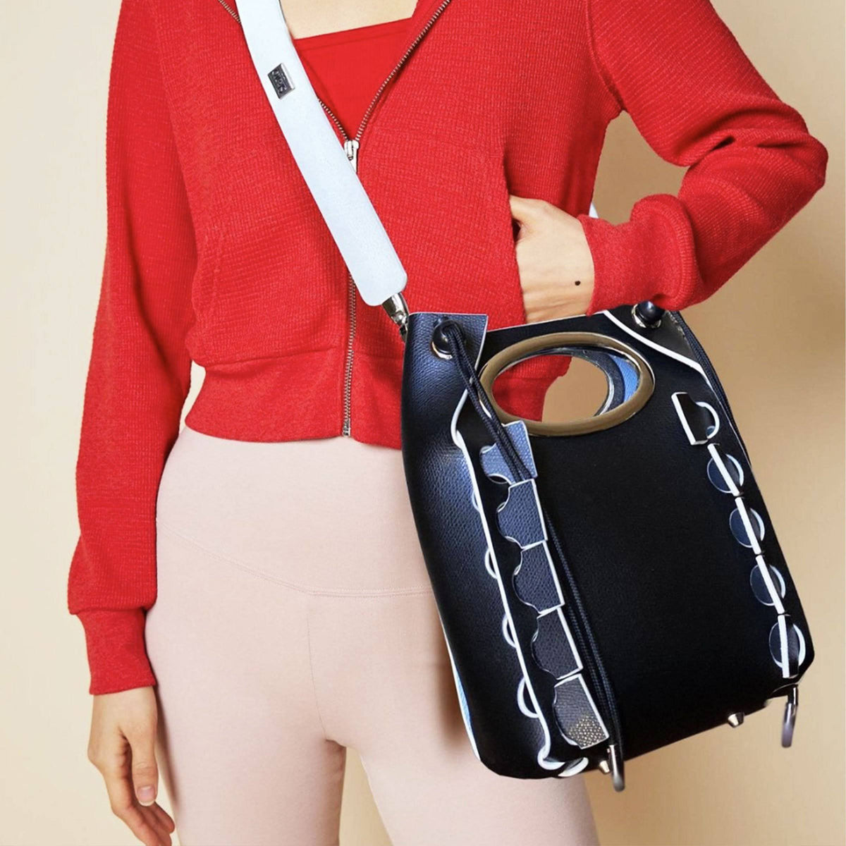 Black Leather Shoulder Bag Flask H230454