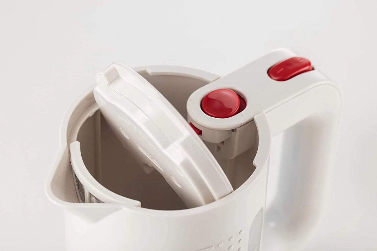 White 17 Ounce Electric Water Kettle H8775