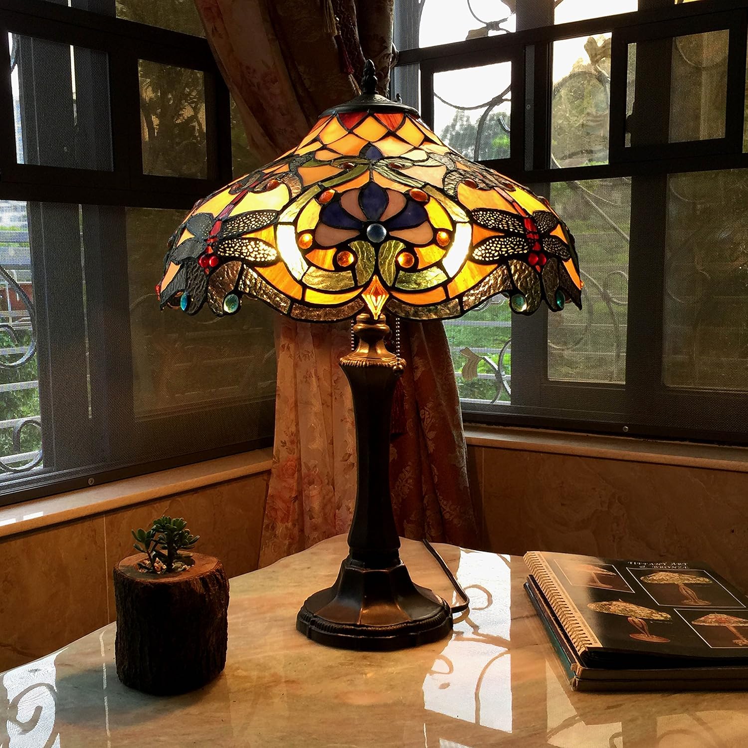 2 Light Dragonfly Table Lamp 17" Shade Q559
