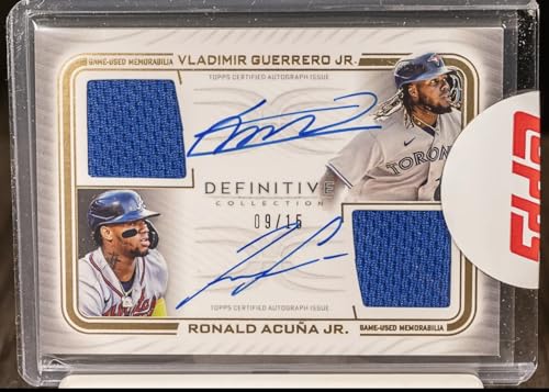 25 Cards Mystery Pack with Autograph Relic and 4 Rookie Cards J90639
